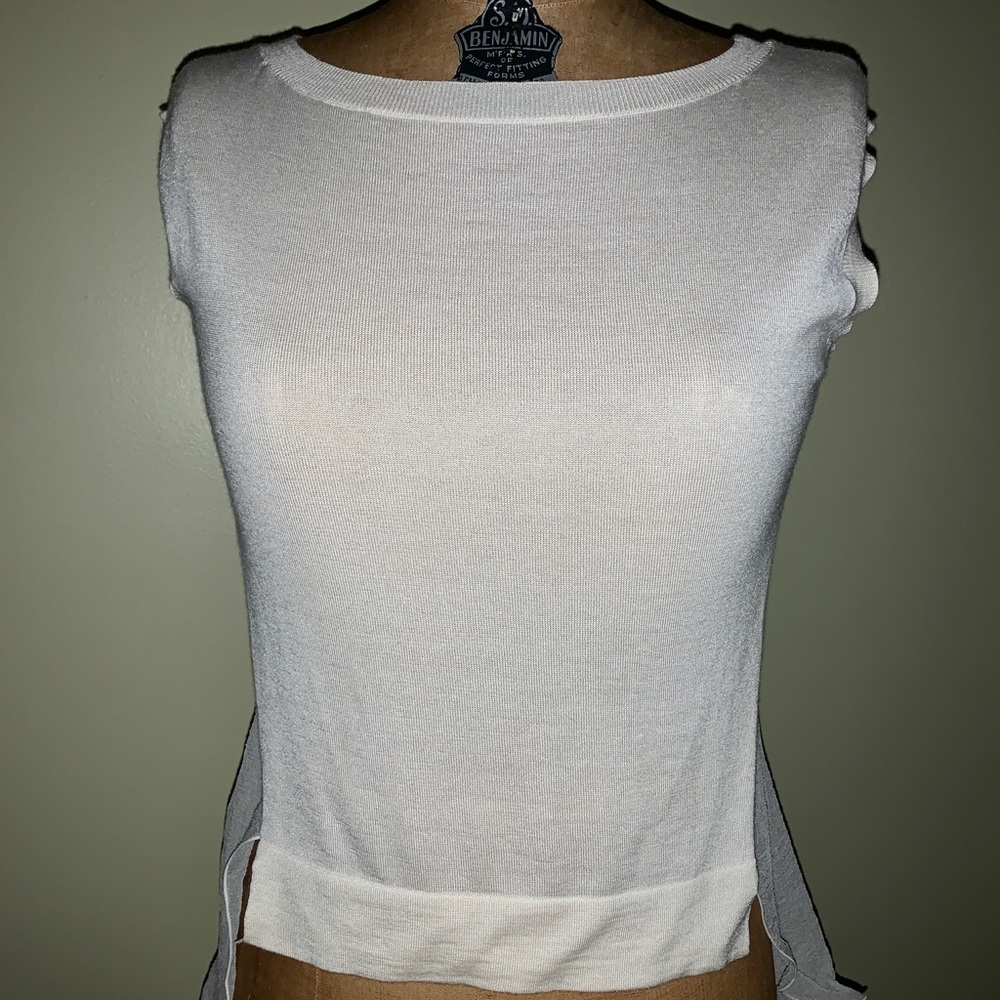 Nina Ricci 39 ave Montaigne silk cashmere vest